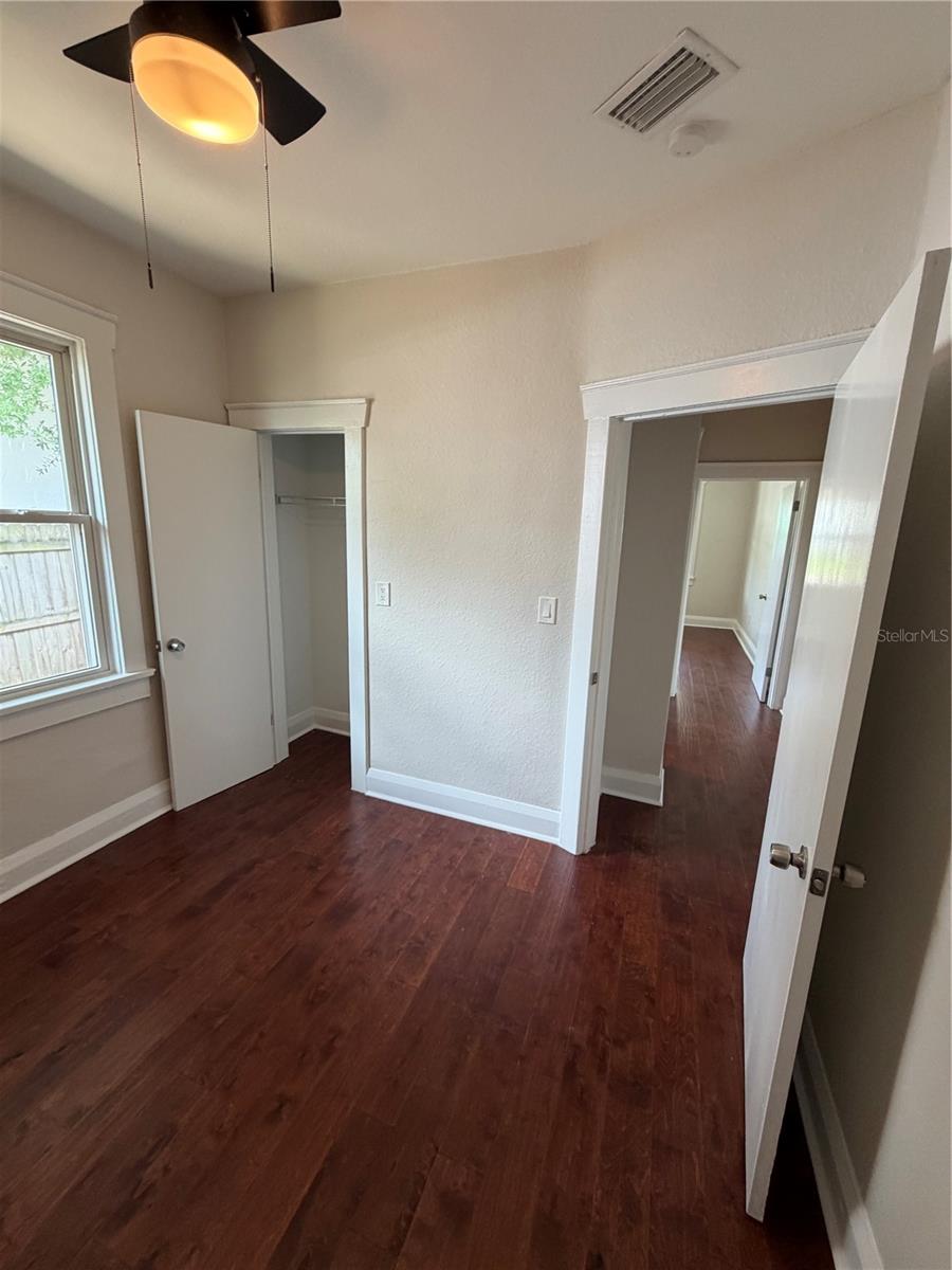 919 W PLYMOUTH ST, TAMPA, FL, 33603