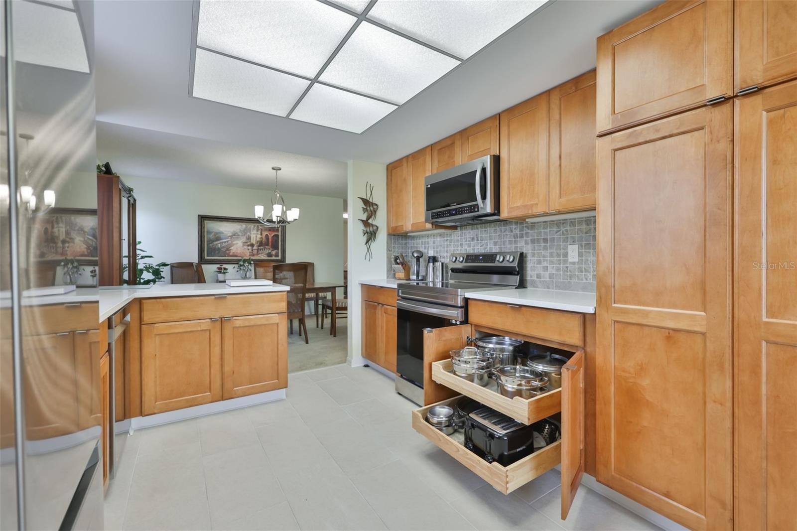 2417 LANCASTER DR, SUN CITY CENTER, FL, 33573