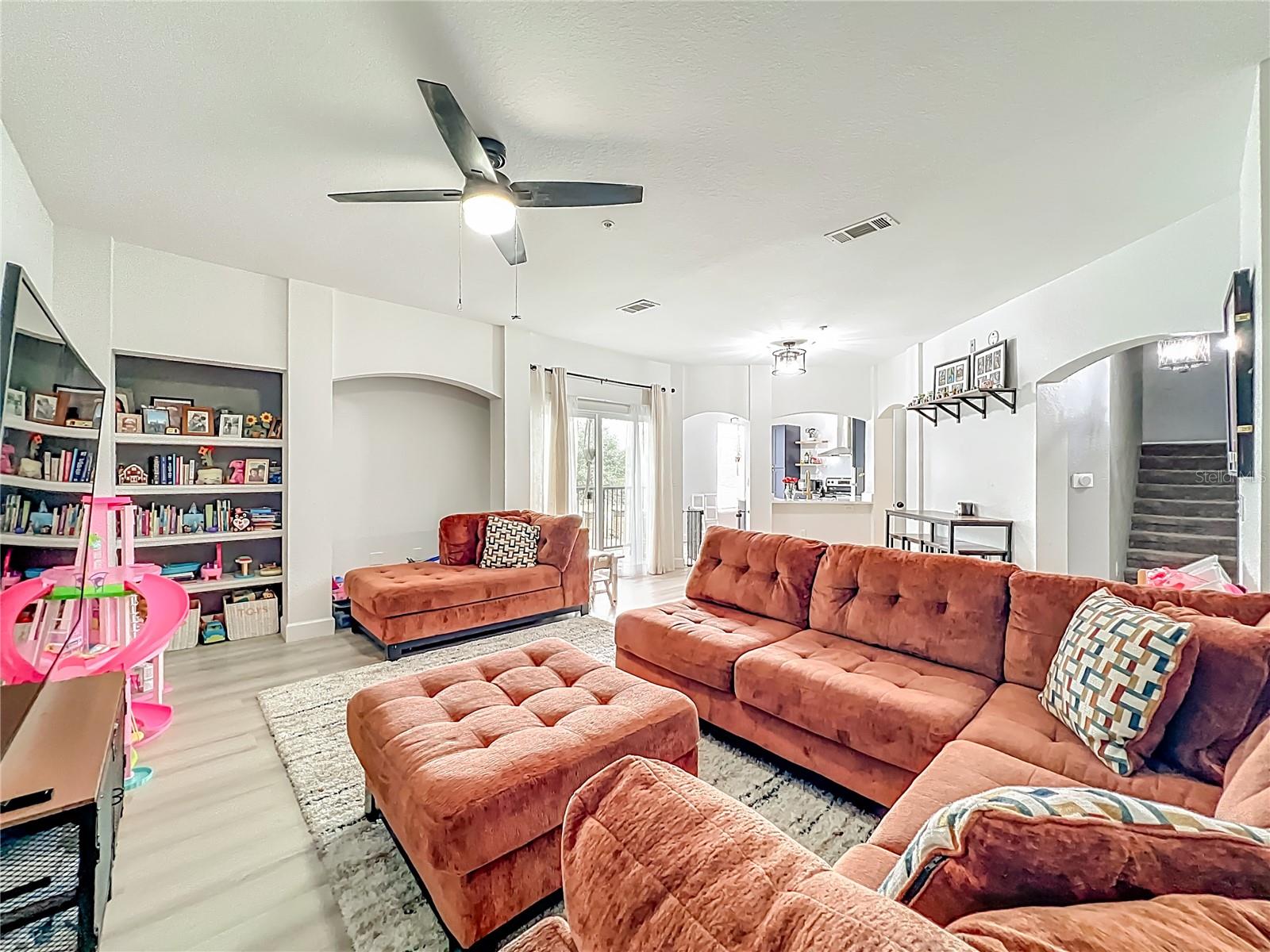 107 VISTA VERDI CIR #205, LAKE MARY, FL, 32746