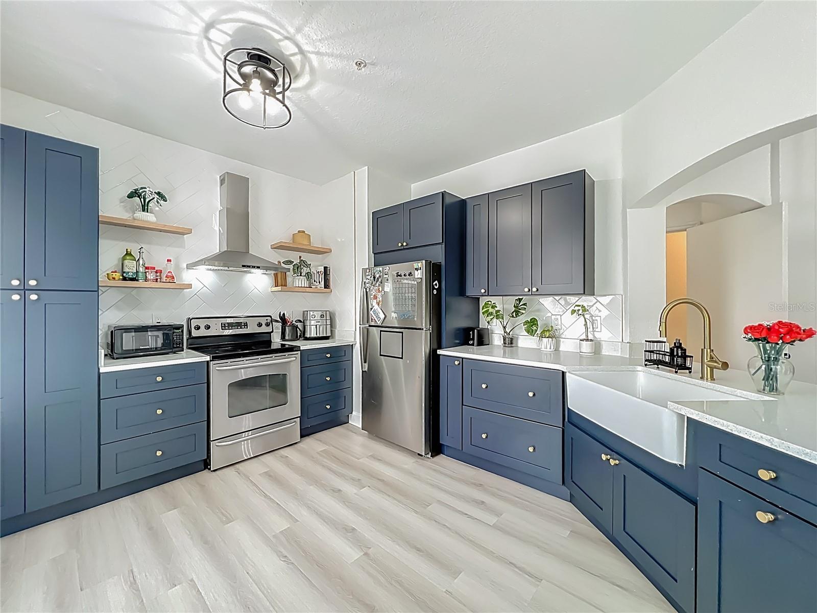 107 VISTA VERDI CIR #205, LAKE MARY, FL, 32746