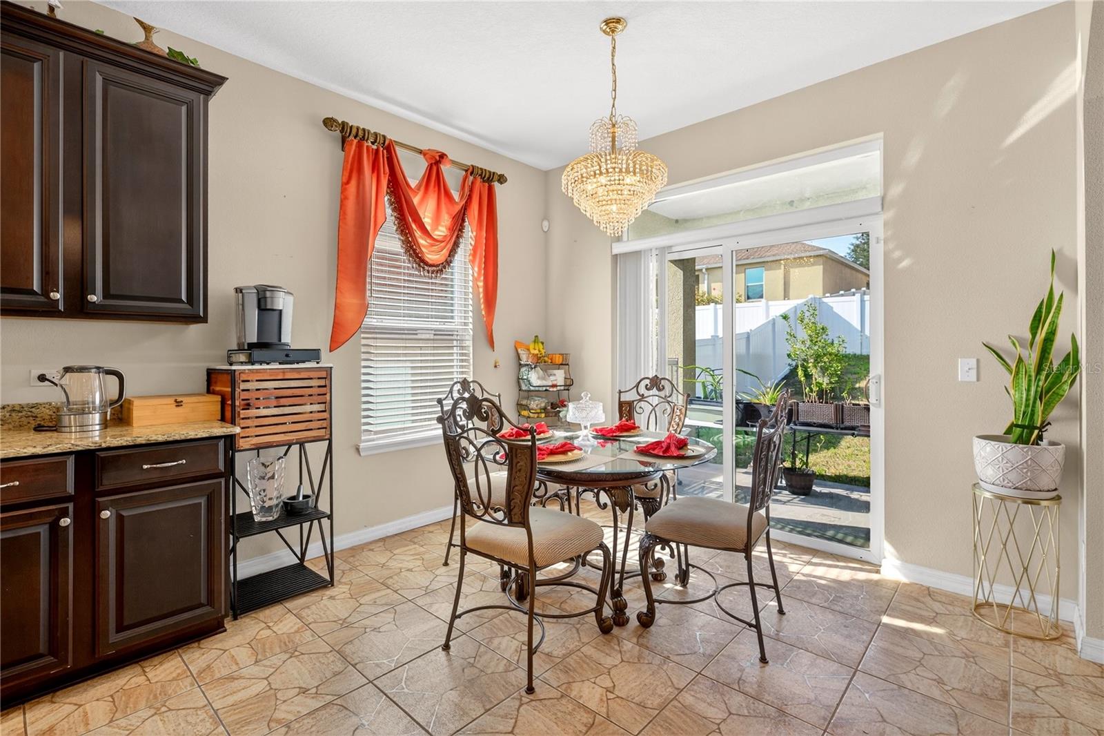 882 COUNTS CREST CIRCLE, APOPKA, FL, 32712