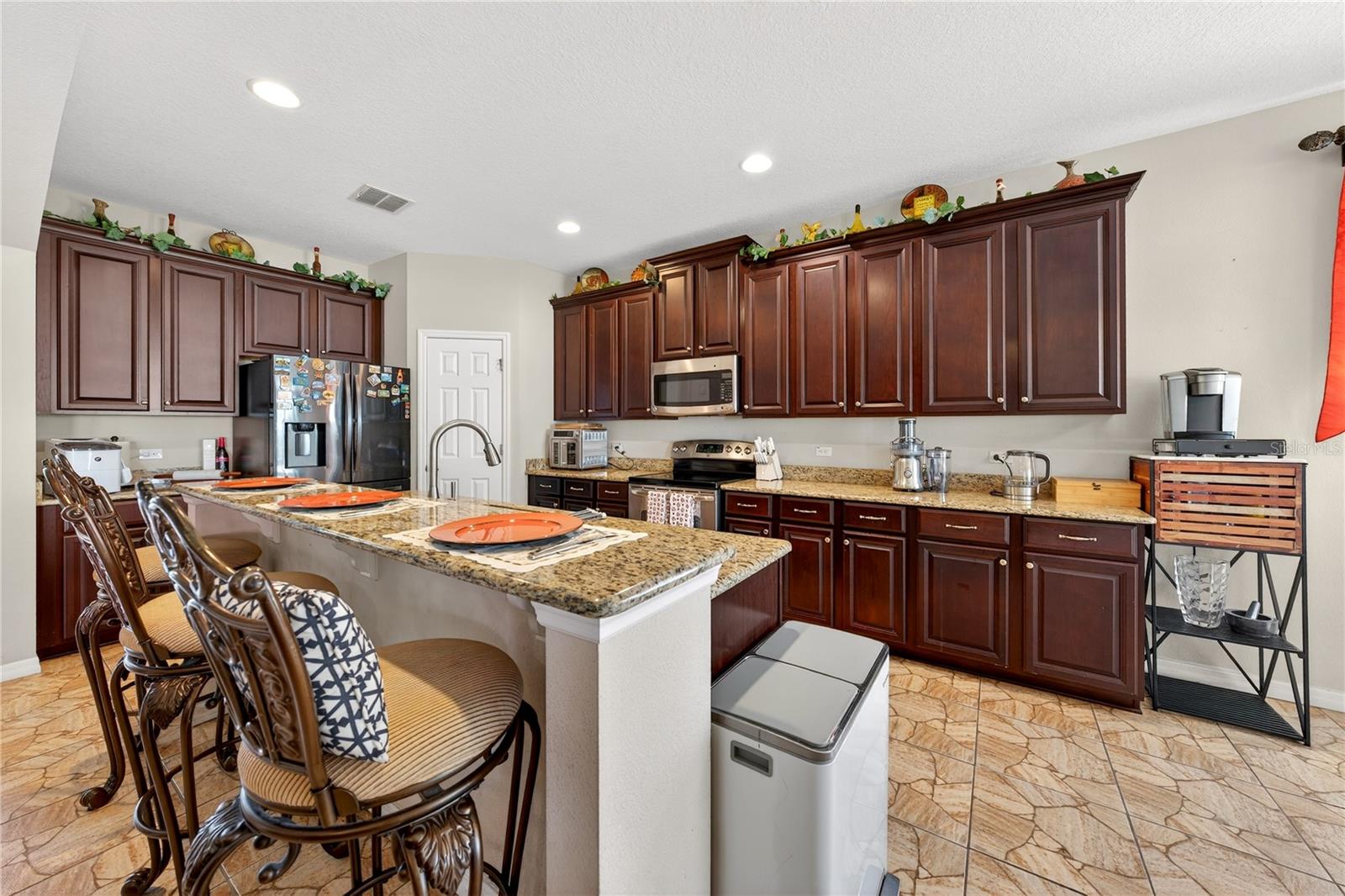 882 COUNTS CREST CIRCLE, APOPKA, FL, 32712