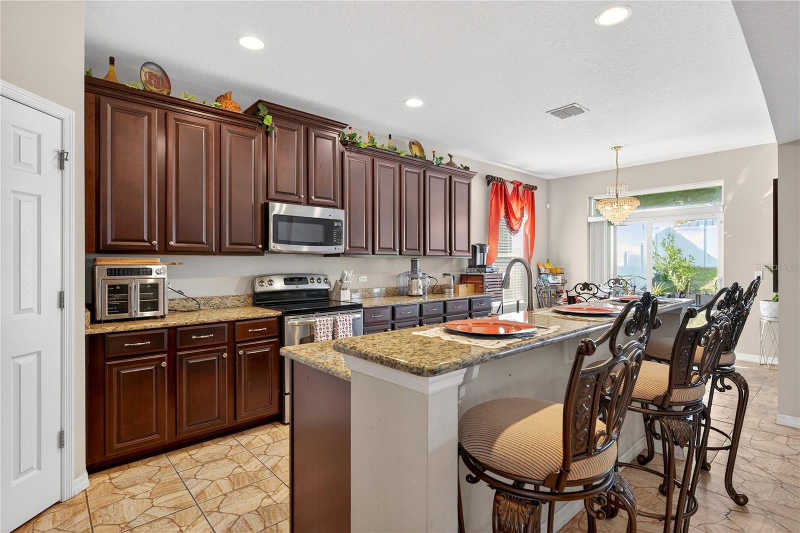 882 COUNTS CREST CIRCLE, APOPKA, FL, 32712