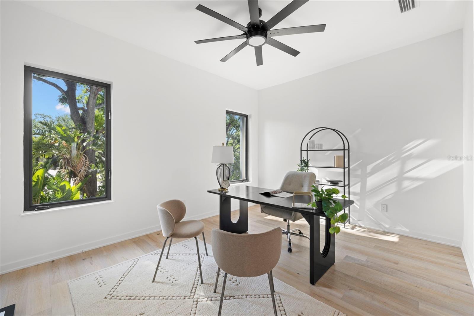 98 W DAVIS BLVD, TAMPA, FL, 33606