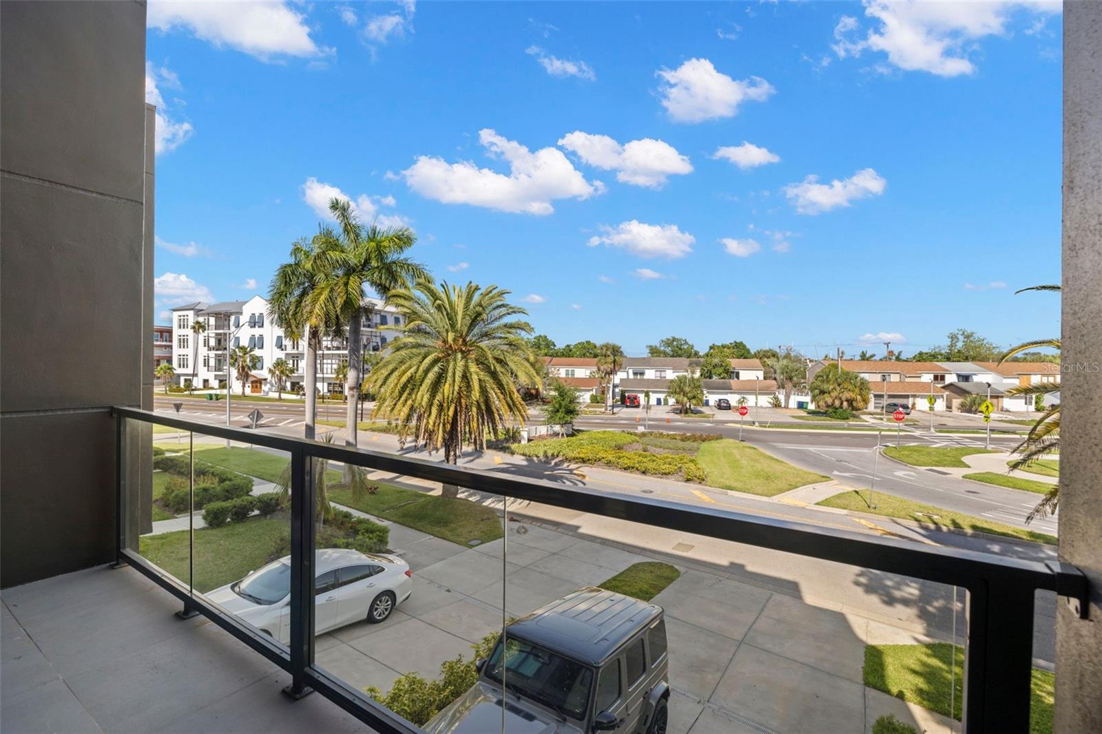 98 W DAVIS BLVD, TAMPA, FL, 33606