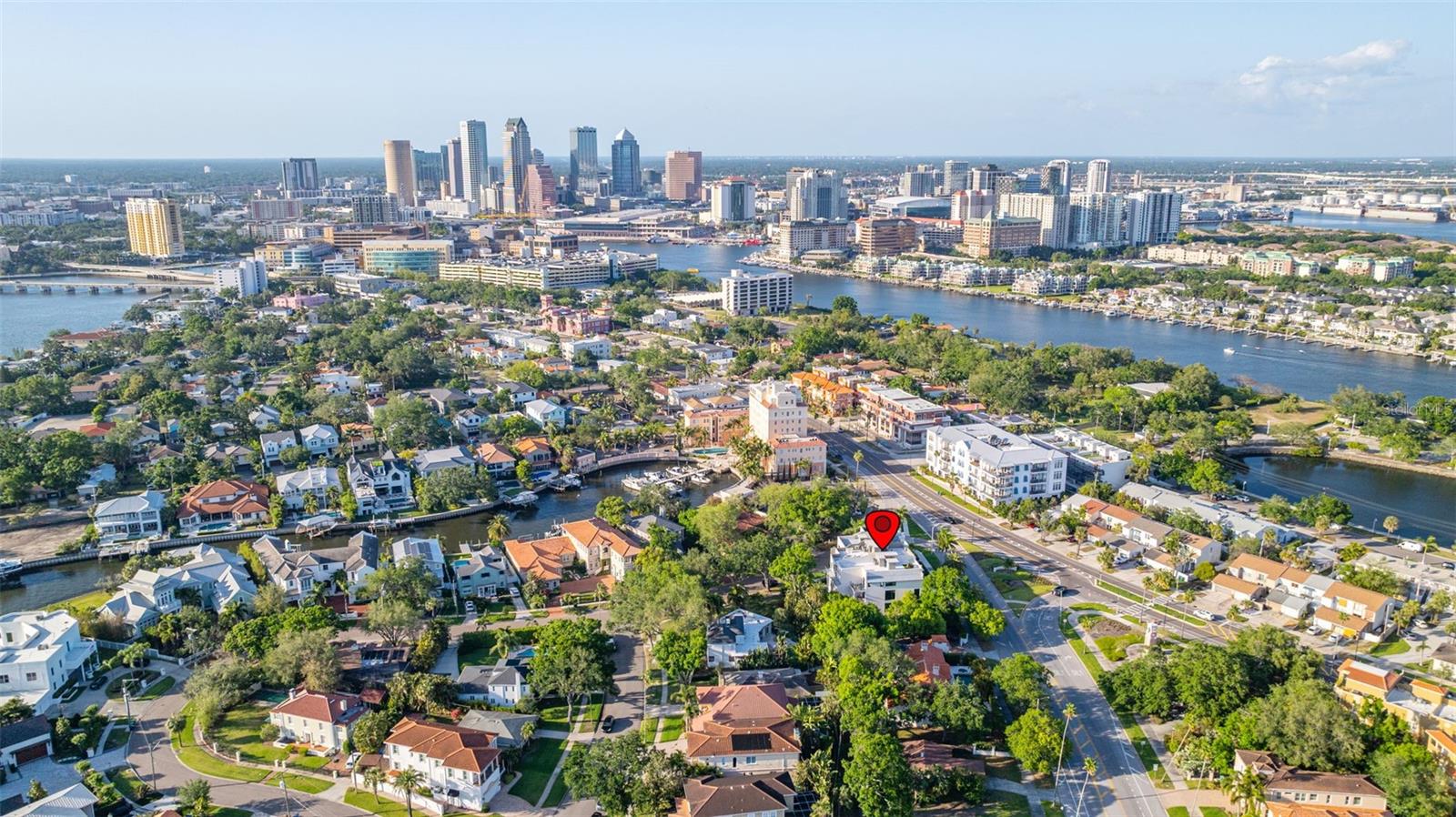98 W DAVIS BLVD, TAMPA, FL, 33606