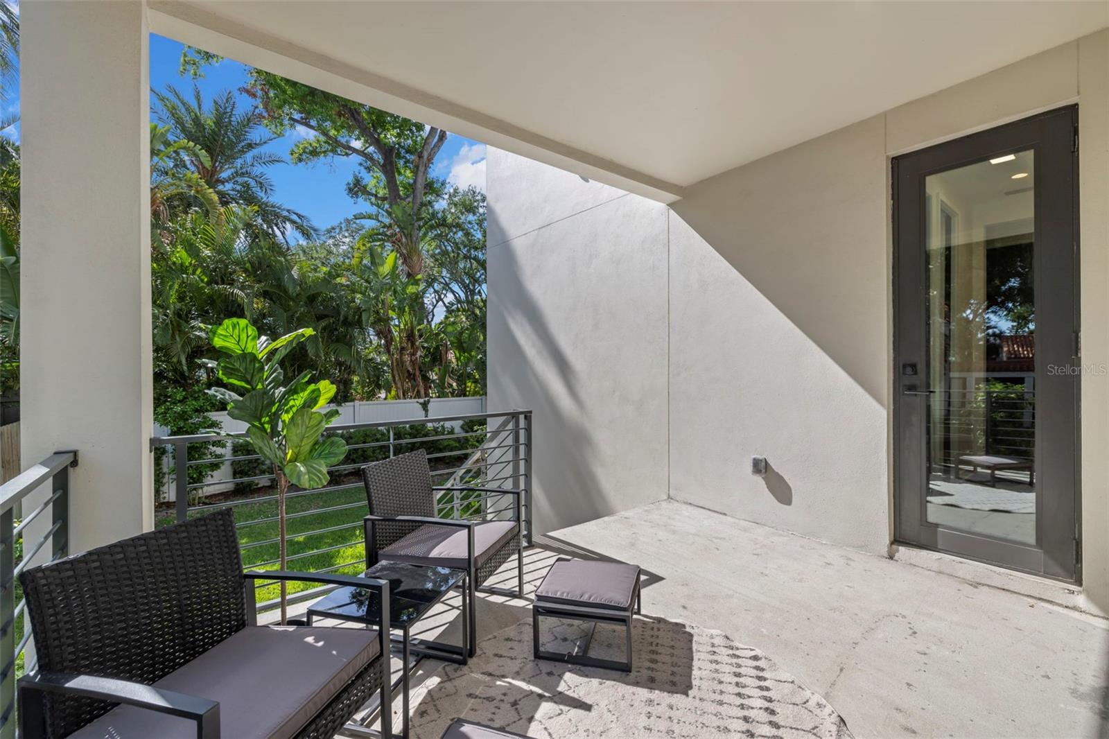 98 W DAVIS BLVD, TAMPA, FL, 33606