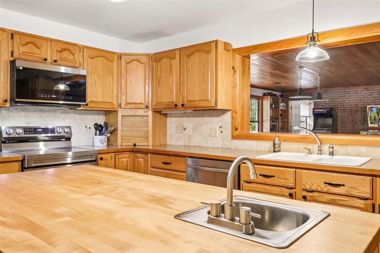 2685 CR 564, BUSHNELL, FL, 33513