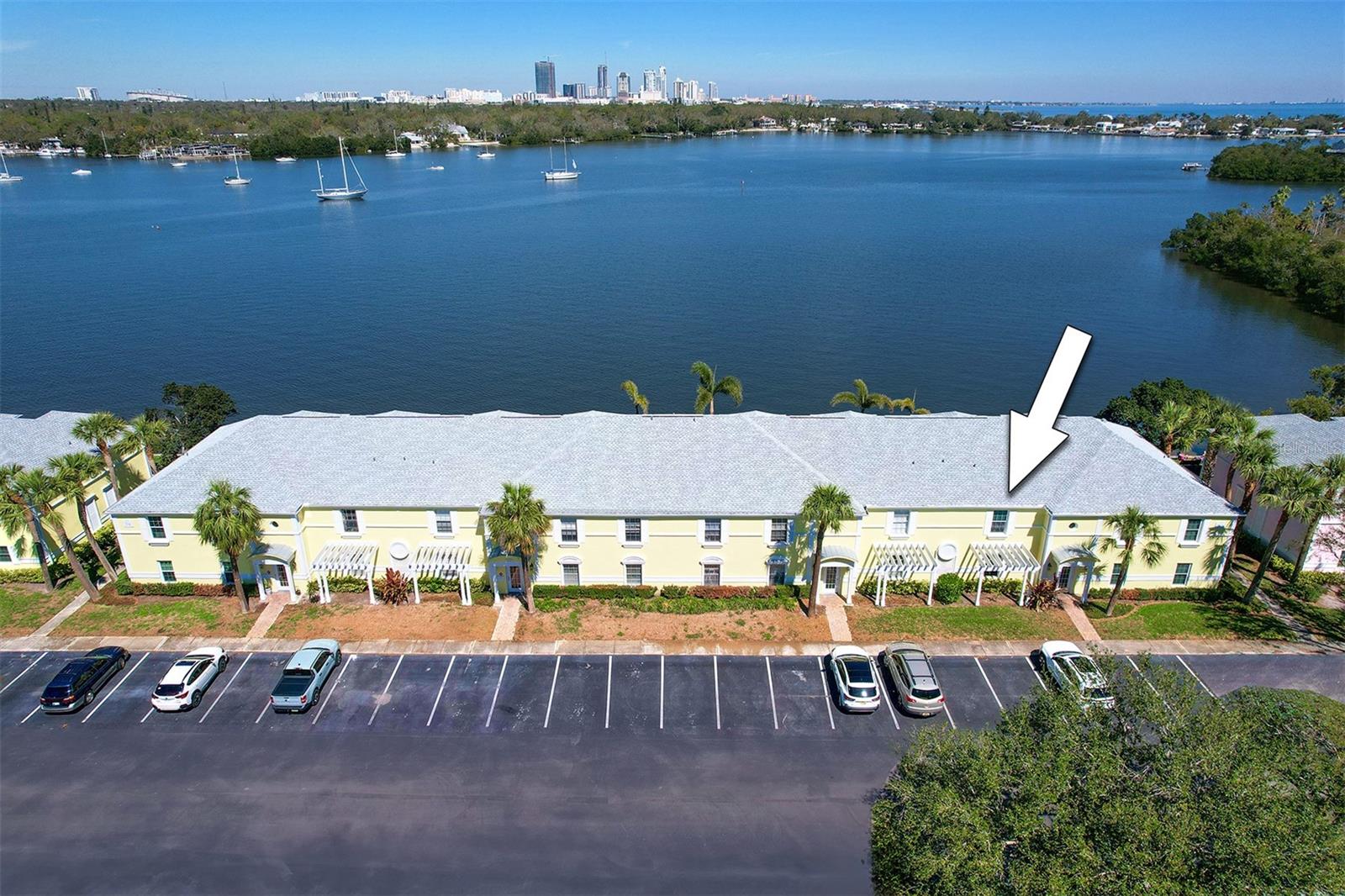 225 POMPANO DR SE #C, ST PETERSBURG, FL, 33705