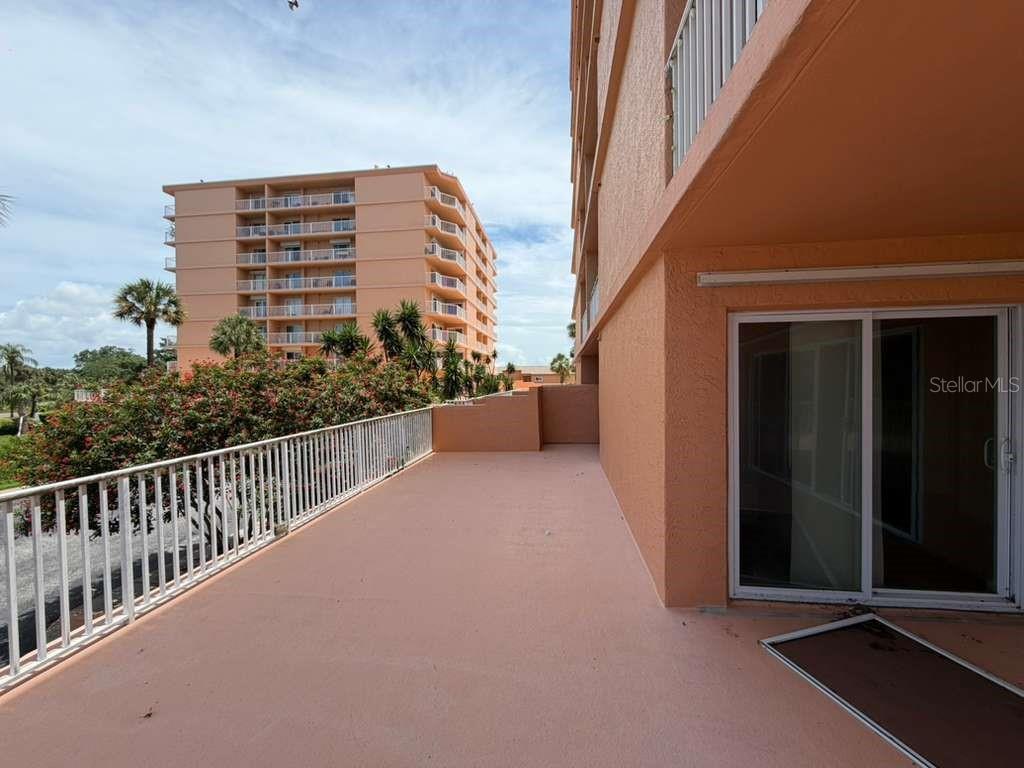 7432 SUNSHINE SKYWAY LN S #206, ST PETERSBURG, FL, 33711