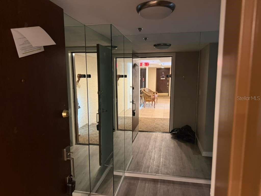 7432 SUNSHINE SKYWAY LN S #206, ST PETERSBURG, FL, 33711