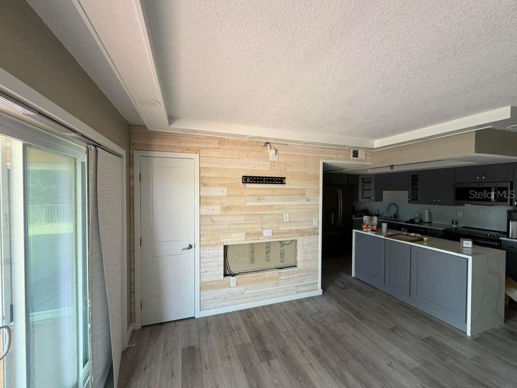7432 SUNSHINE SKYWAY LN S #206, ST PETERSBURG, FL, 33711