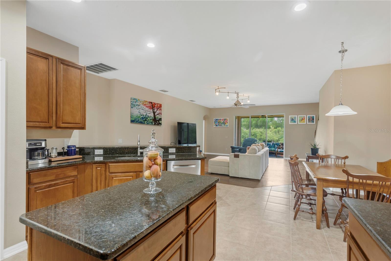 10859 BREAKING ROCKS DR, TAMPA, FL, 33647
