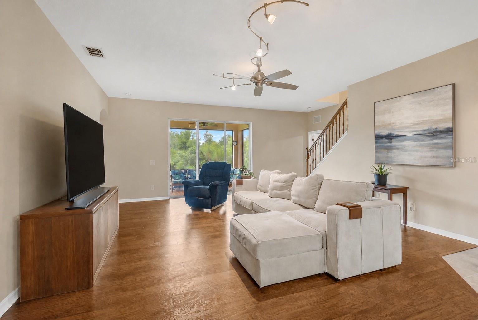 10859 BREAKING ROCKS DR, TAMPA, FL, 33647