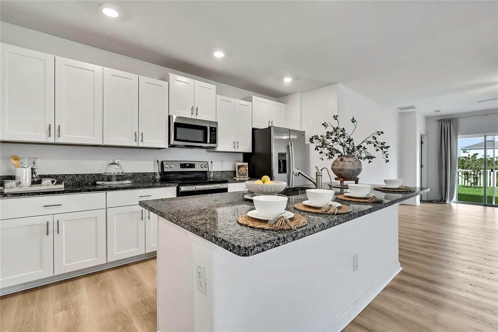 9937 AQUA MILES PATH, WESLEY CHAPEL, FL, 33545