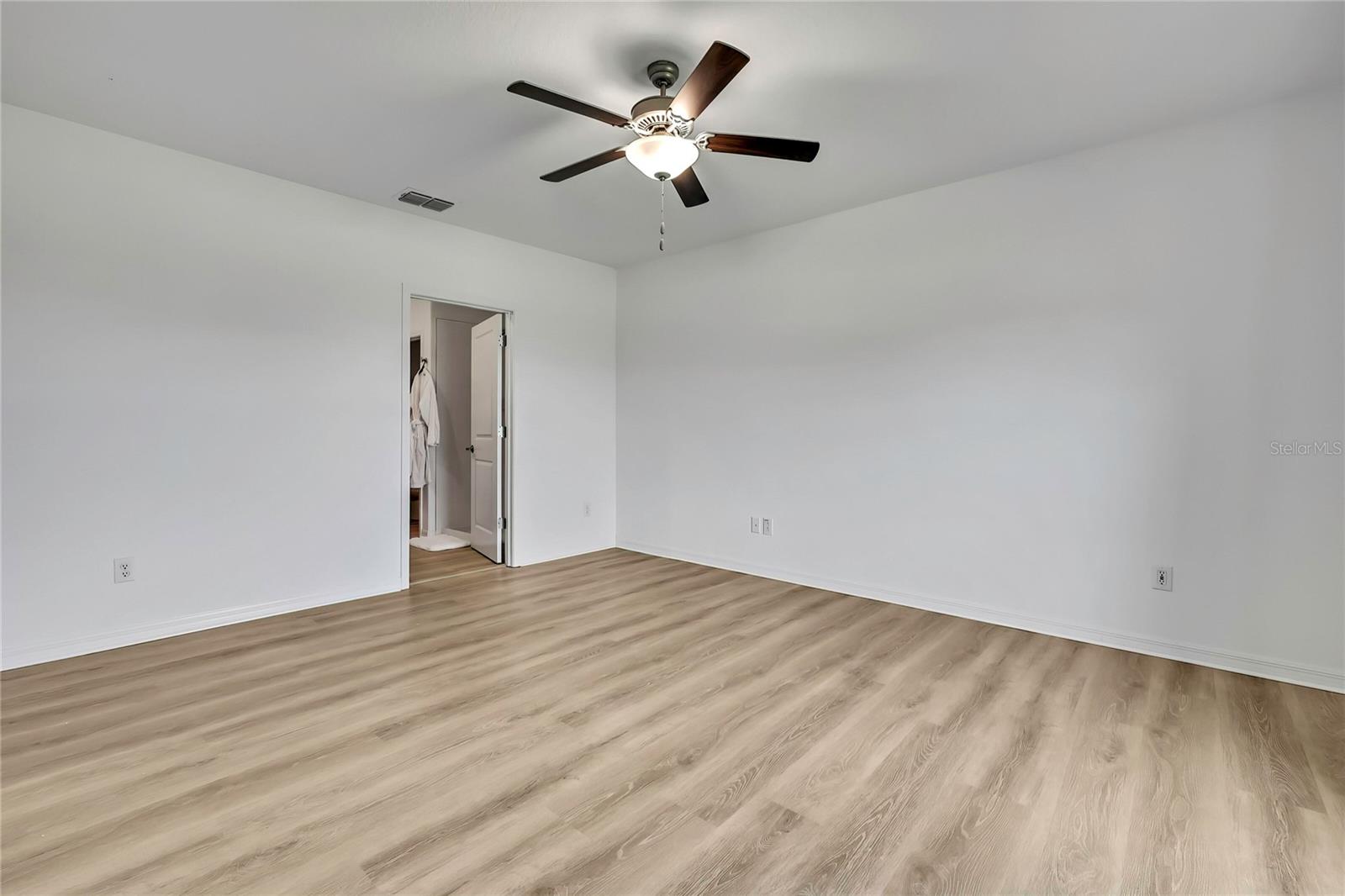 9937 AQUA MILES PATH, WESLEY CHAPEL, FL, 33545