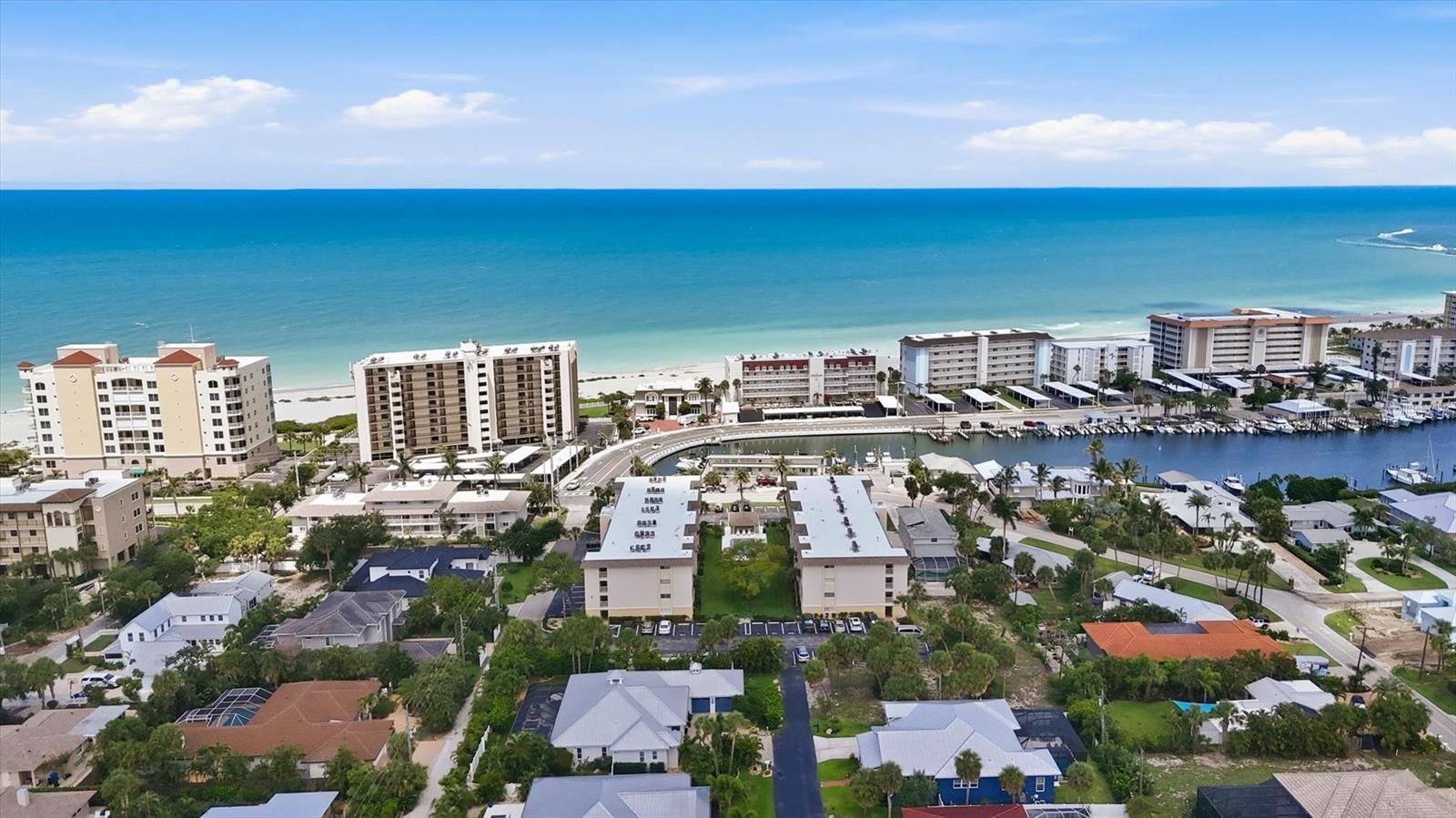 995 LAGUNA DR #103, VENICE, FL, 34285