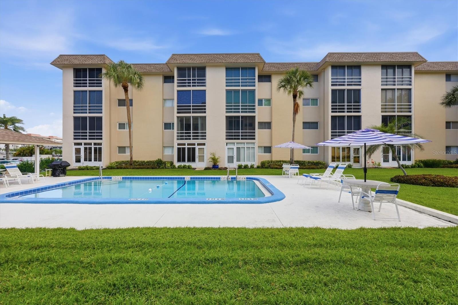 995 LAGUNA DR #103, VENICE, FL, 34285