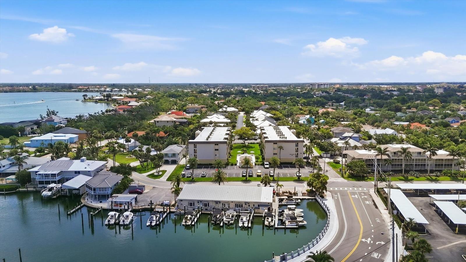 995 LAGUNA DR #103, VENICE, FL, 34285
