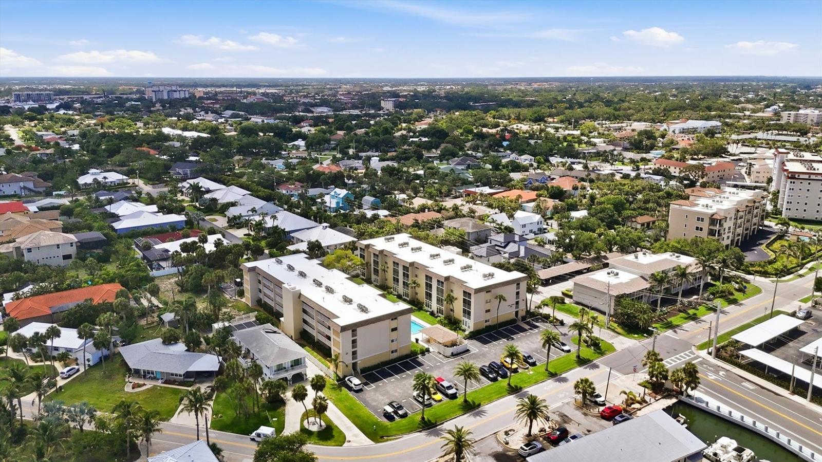 995 LAGUNA DR #103, VENICE, FL, 34285