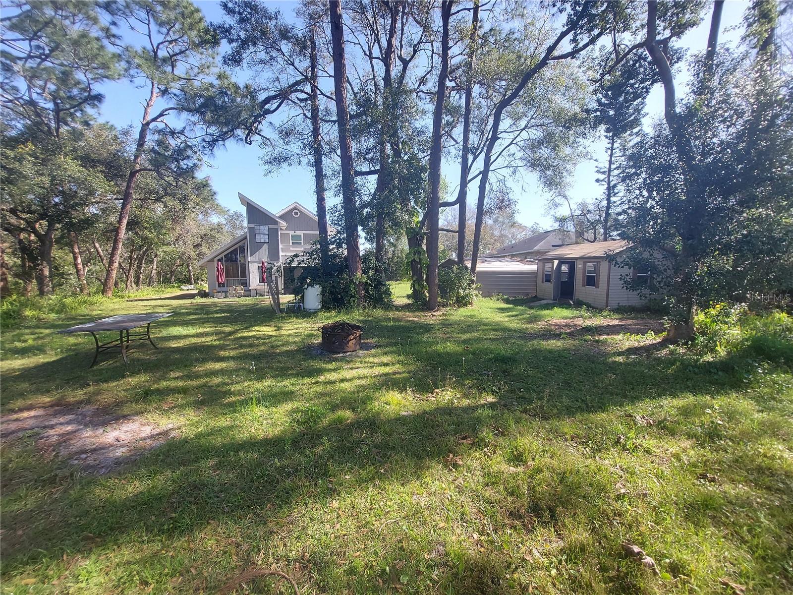 2449 E LAKE DR, DELAND, FL, 32724