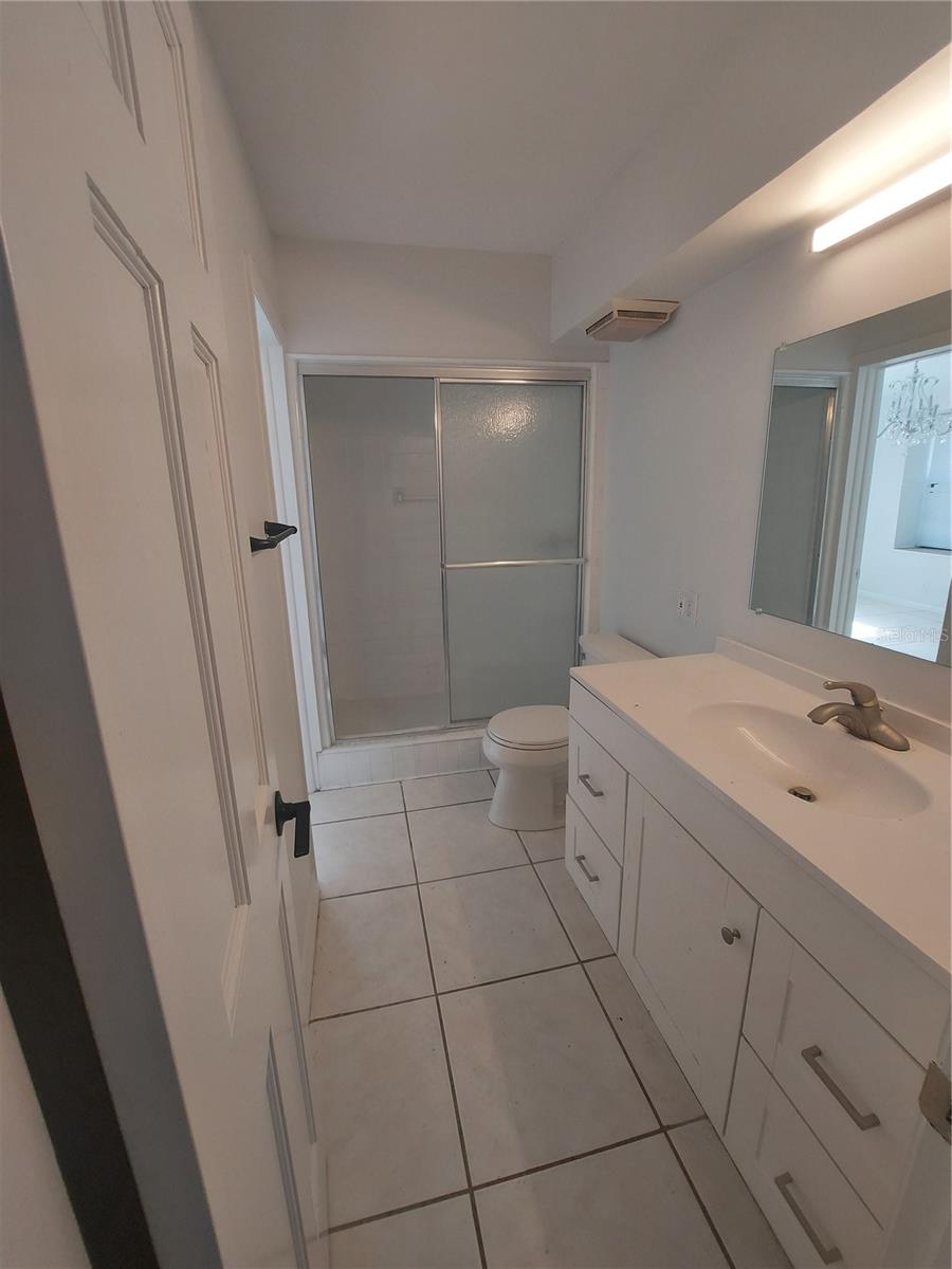 2449 E LAKE DR, DELAND, FL, 32724