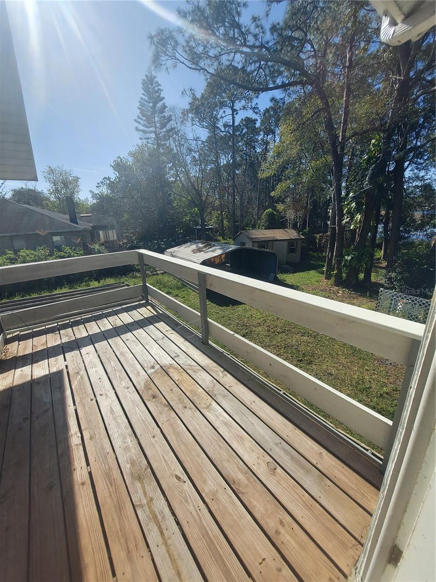 2449 E LAKE DR, DELAND, FL, 32724