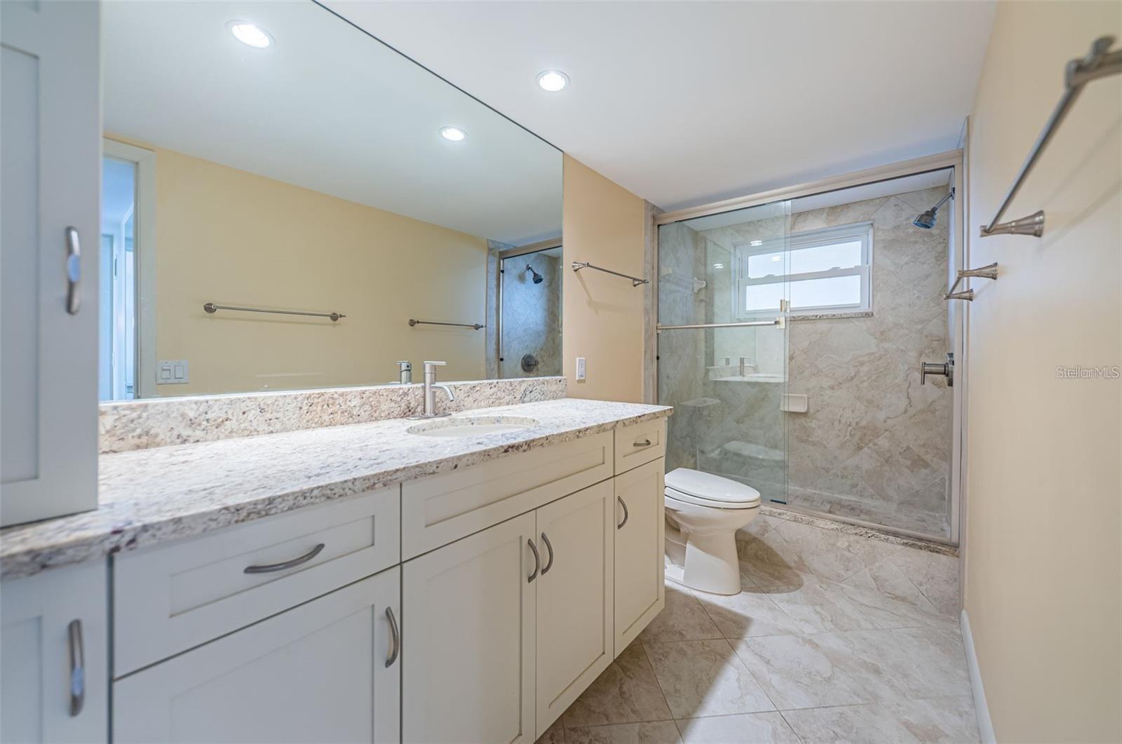 5130 BRITTANY DR S #202, ST PETERSBURG, FL, 33715
