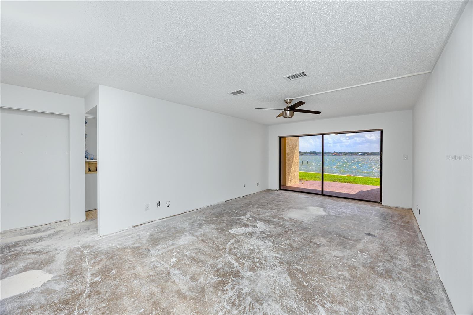 7310 SUNSHINE SKYWAY LN S #119, ST PETERSBURG, FL, 33711