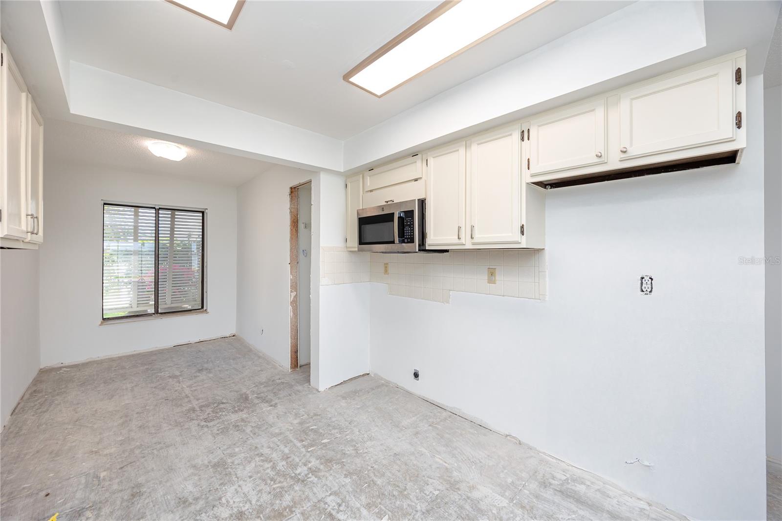 7310 SUNSHINE SKYWAY LN S #119, ST PETERSBURG, FL, 33711