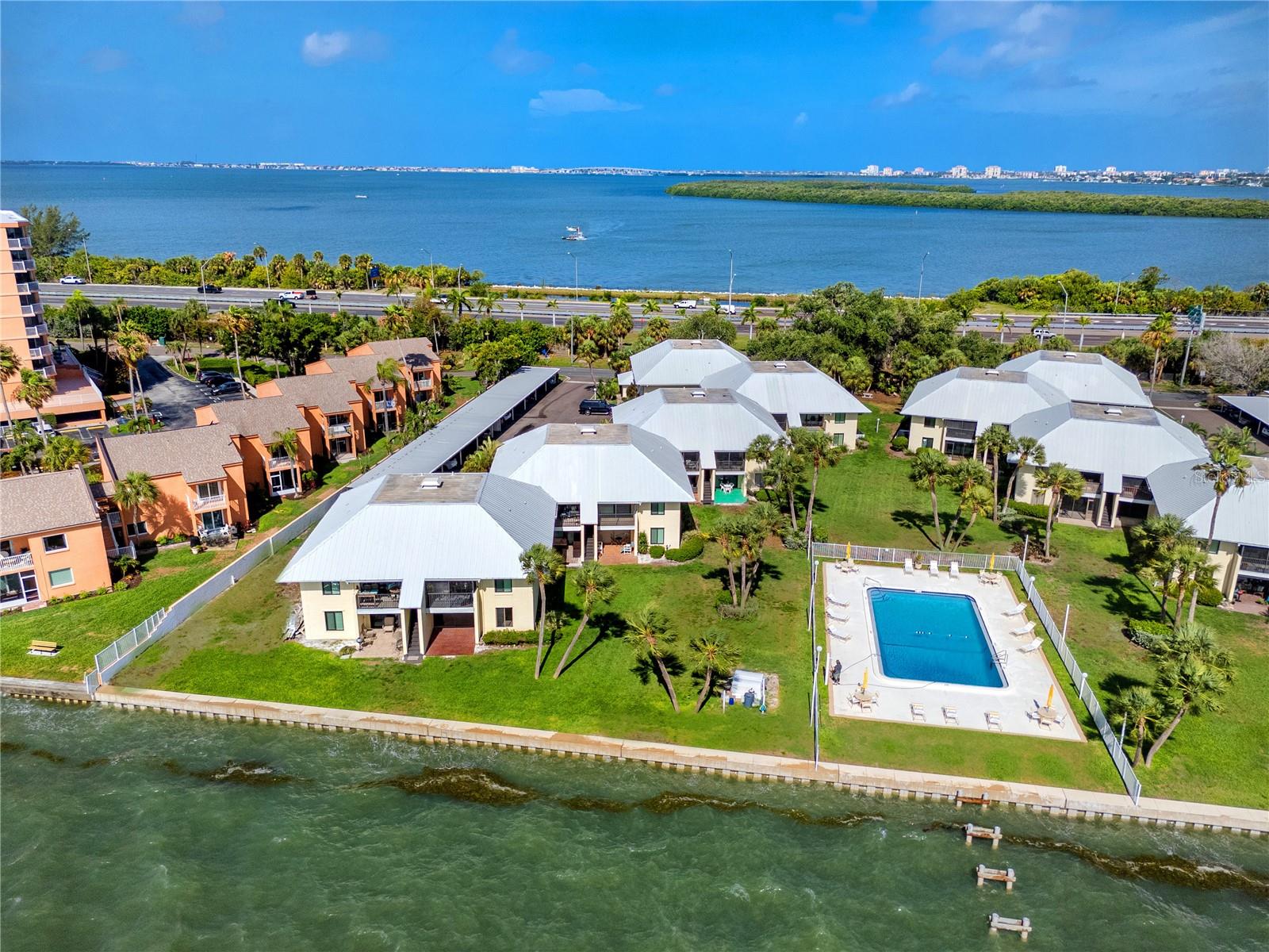 7310 SUNSHINE SKYWAY LN S #119, ST PETERSBURG, FL, 33711