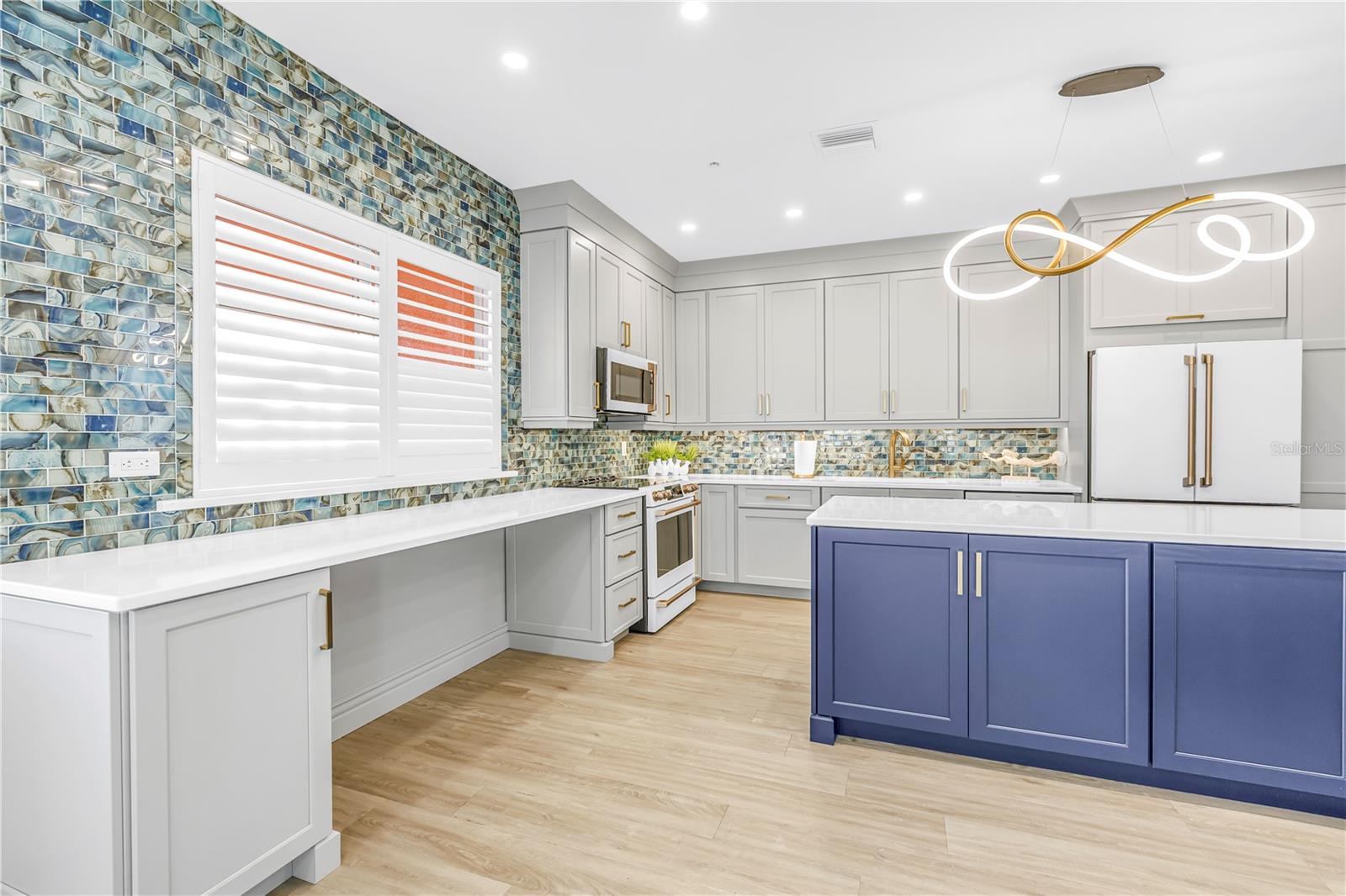 16750 GULF BLVD #313, NORTH REDINGTON BEACH, FL, 33708