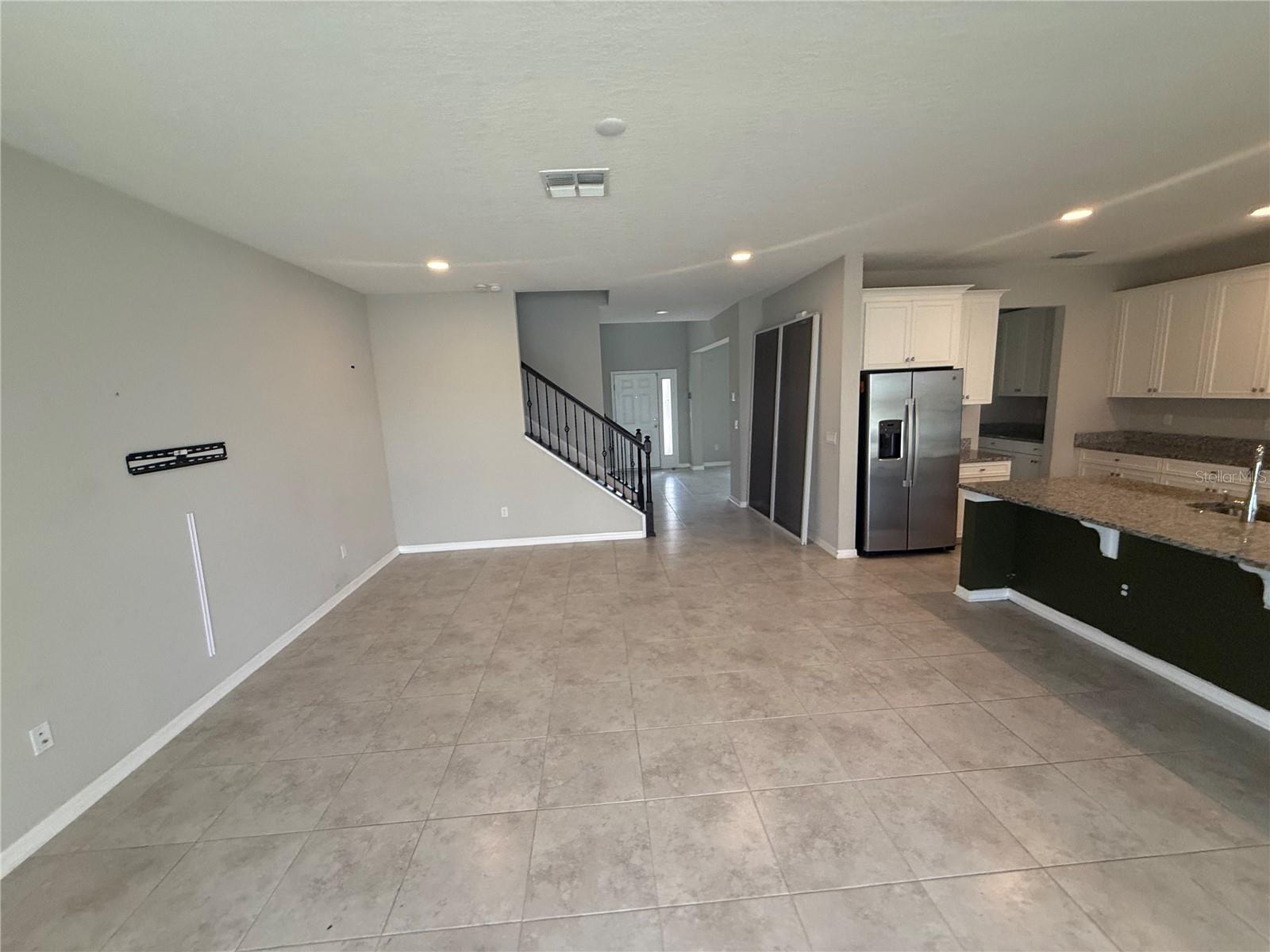 3135 MARINE GRASS DR, WIMAUMA, FL, 33598