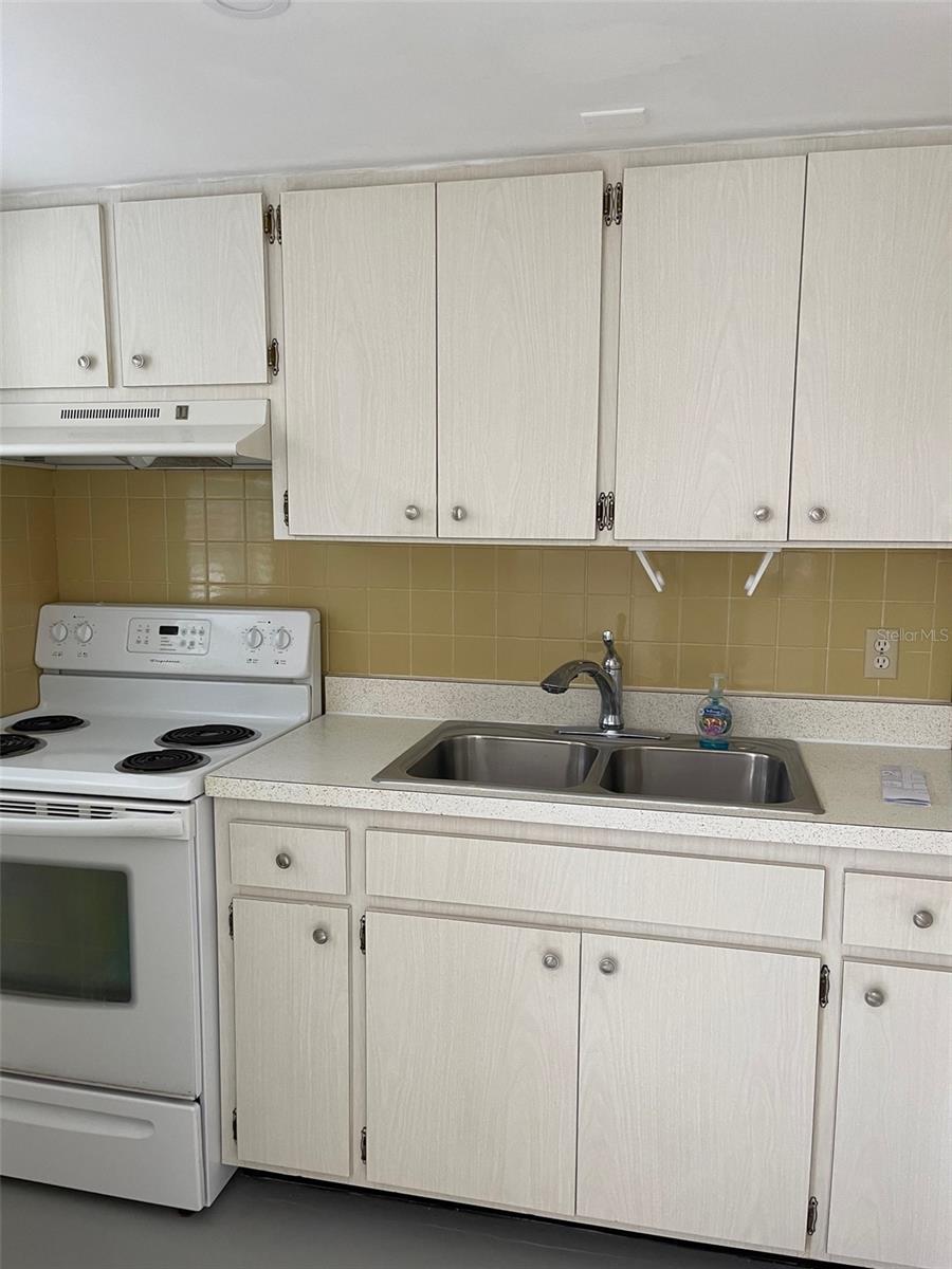 2739 NASSAU ST, SARASOTA, FL, 34231