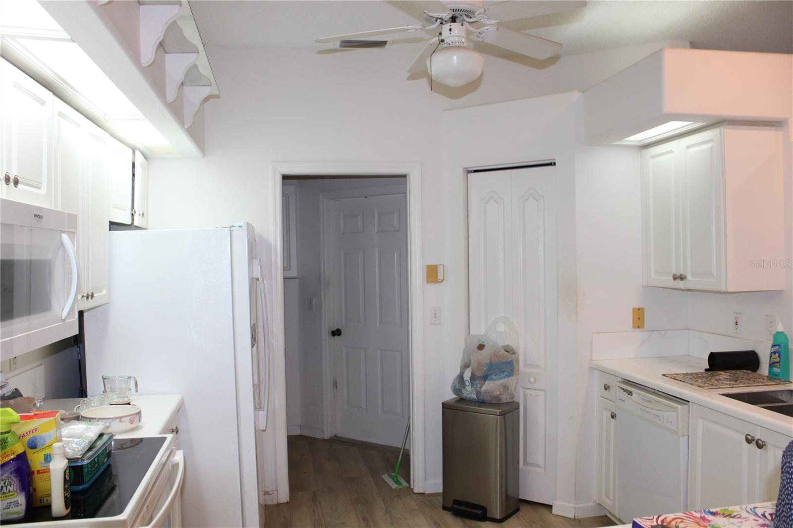 202 HEMINGWAY DR, OLDSMAR, FL, 34677