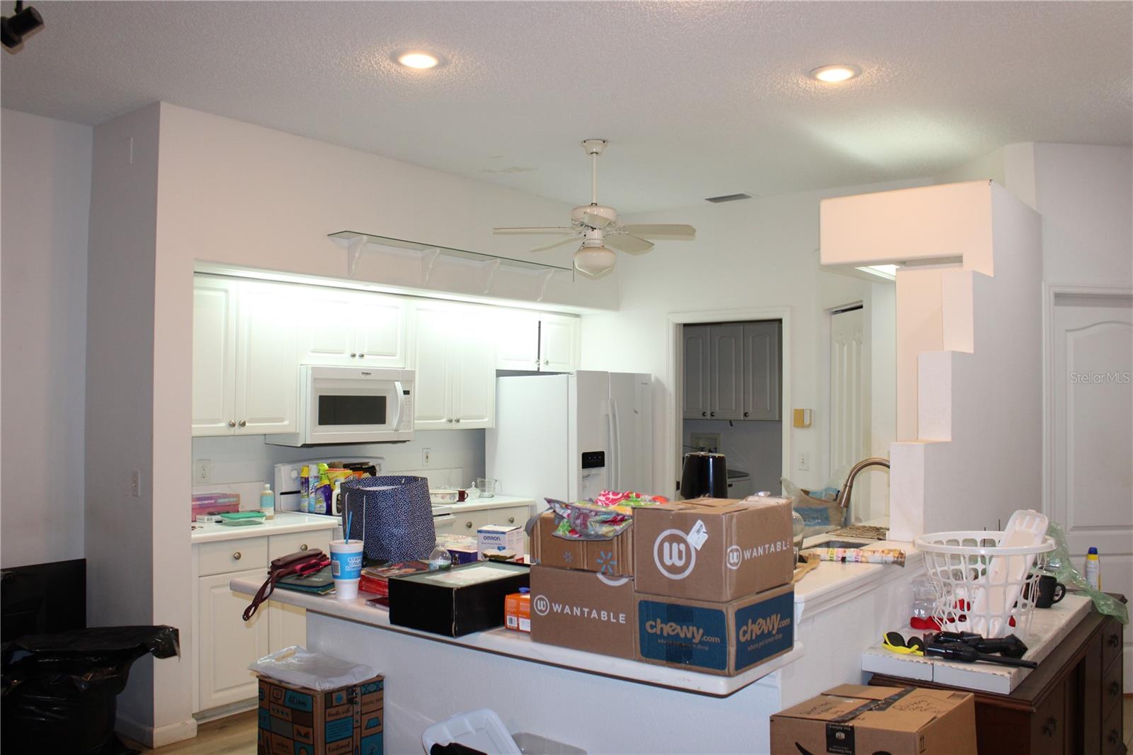 202 HEMINGWAY DR, OLDSMAR, FL, 34677