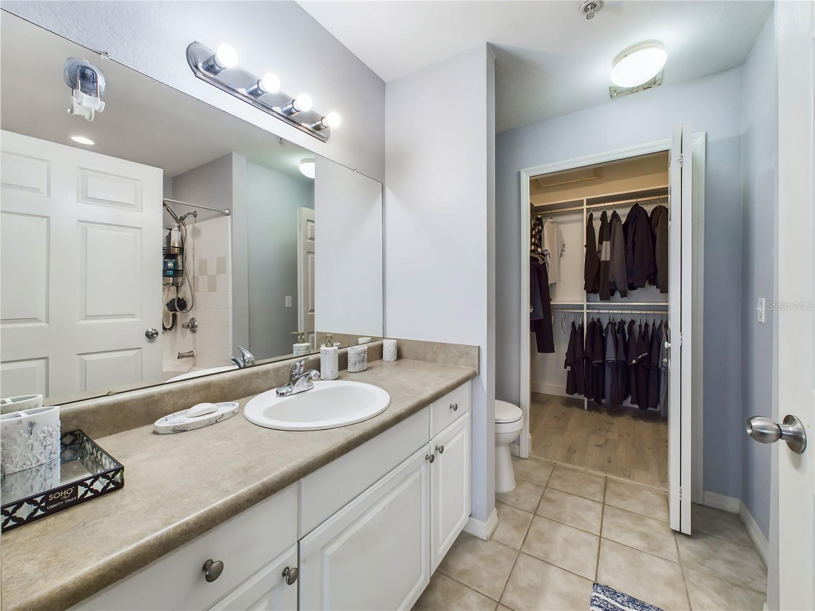 5521 ROSEHILL RD #203, SARASOTA, FL, 34233