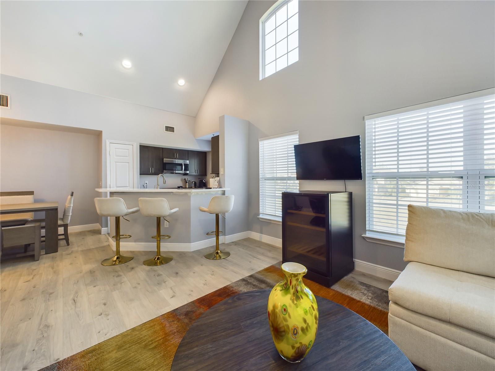 5521 ROSEHILL RD #203, SARASOTA, FL, 34233