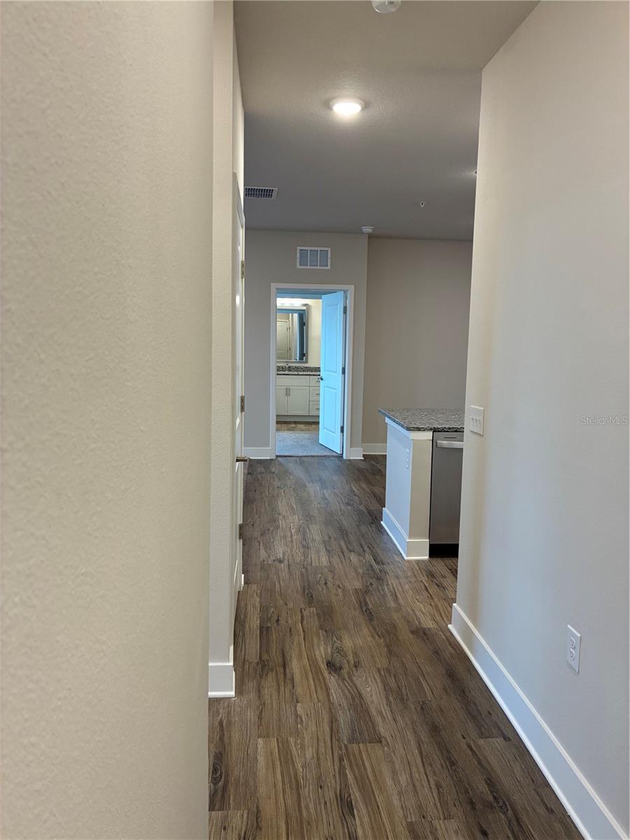 2280 WATERFALL CT #4-302, MOUNT DORA, FL, 32757