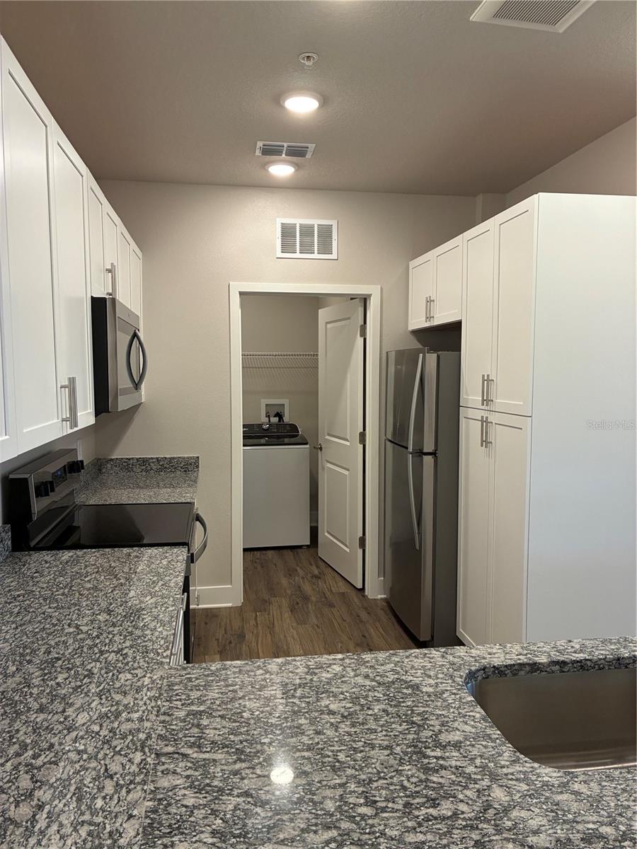 2280 WATERFALL CT #4-302, MOUNT DORA, FL, 32757