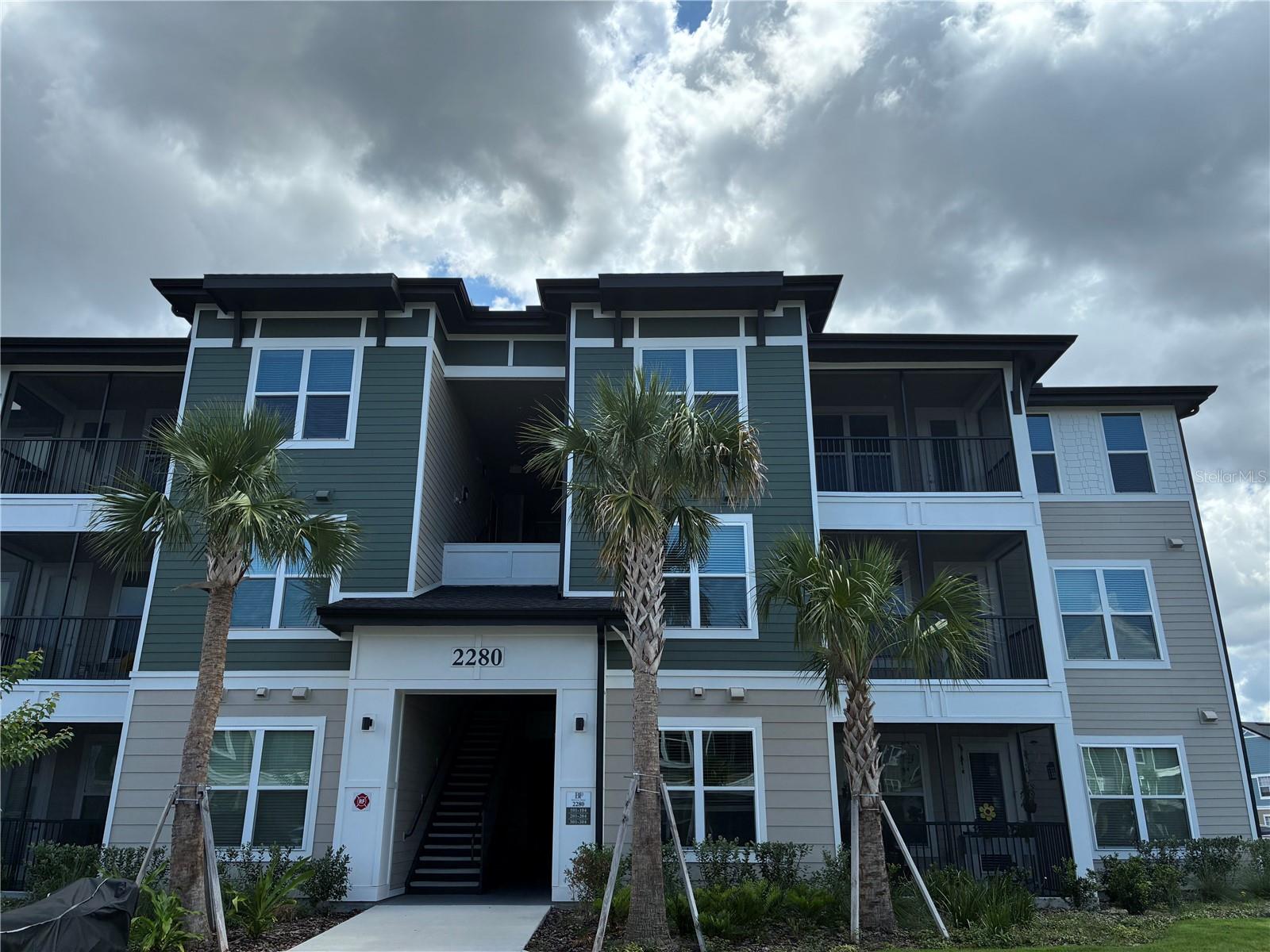 2280 WATERFALL CT #4-302, MOUNT DORA, FL, 32757