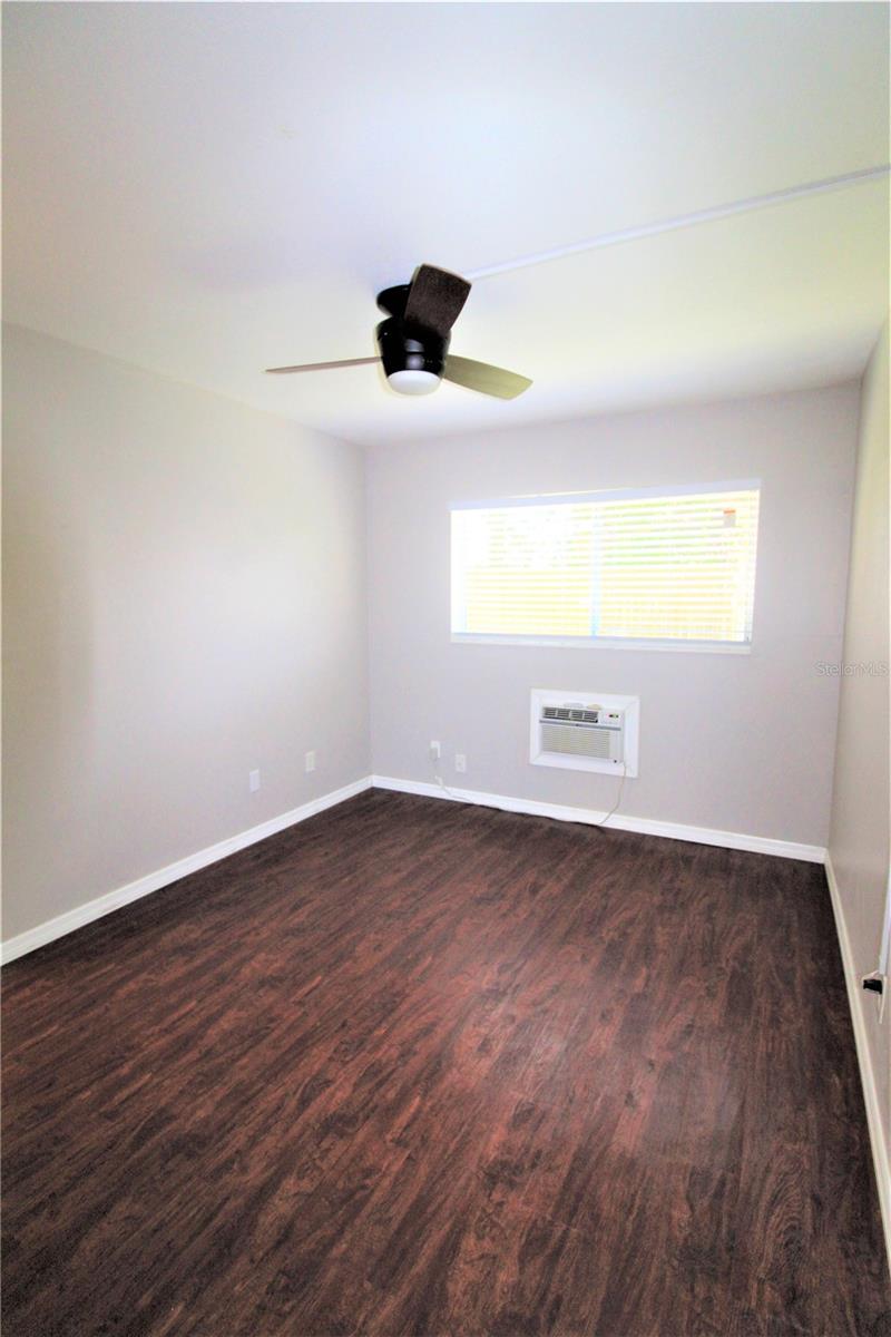3001 BEE RIDGE RD #112, SARASOTA, FL, 34239