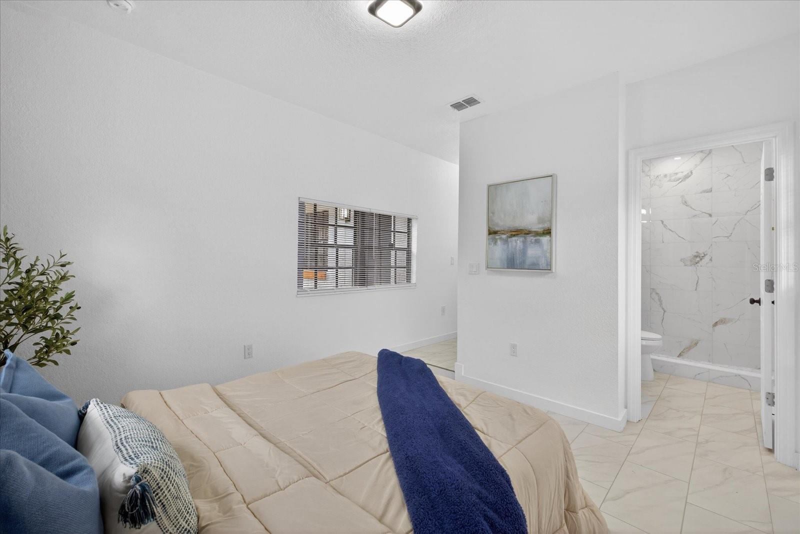 1919 E CLIFTON ST, TAMPA, FL, 33610