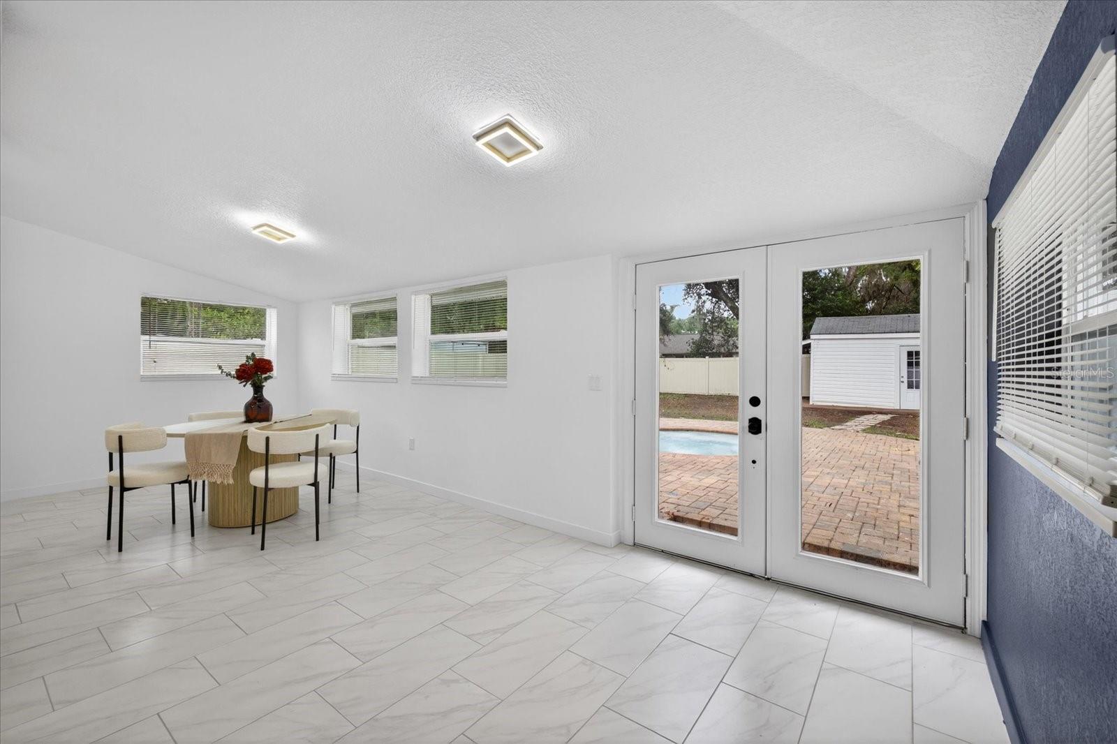 1919 E CLIFTON ST, TAMPA, FL, 33610