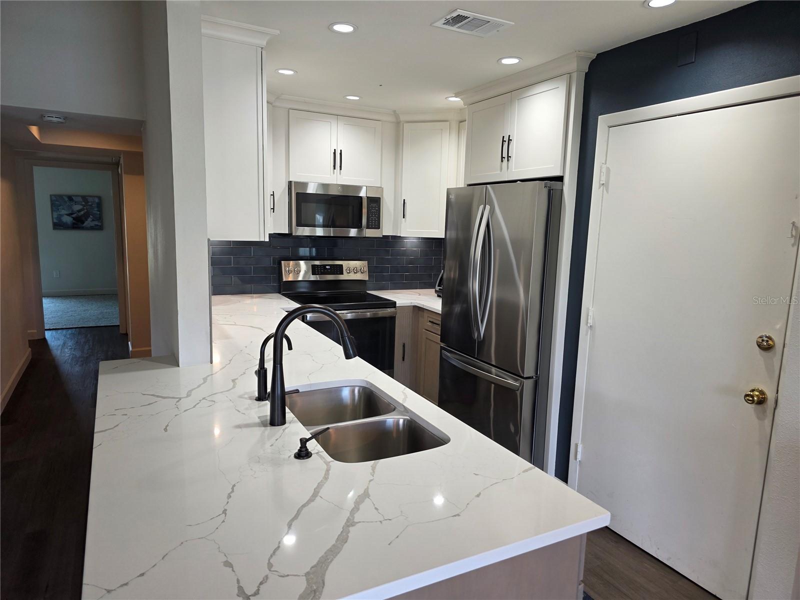 507 PLAZA SEVILLE CT #514, TREASURE ISLAND, FL, 33706