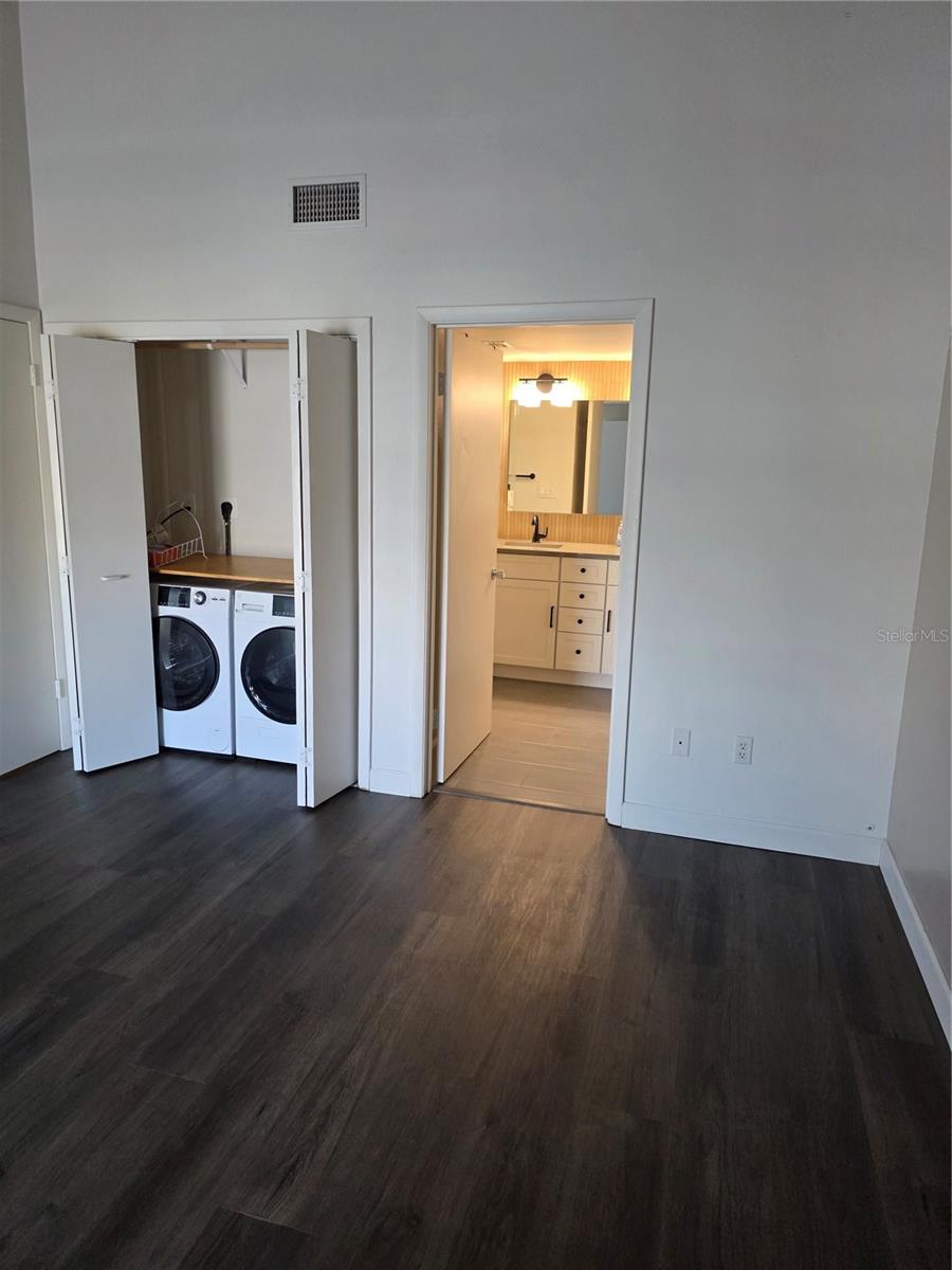 507 PLAZA SEVILLE CT #514, TREASURE ISLAND, FL, 33706