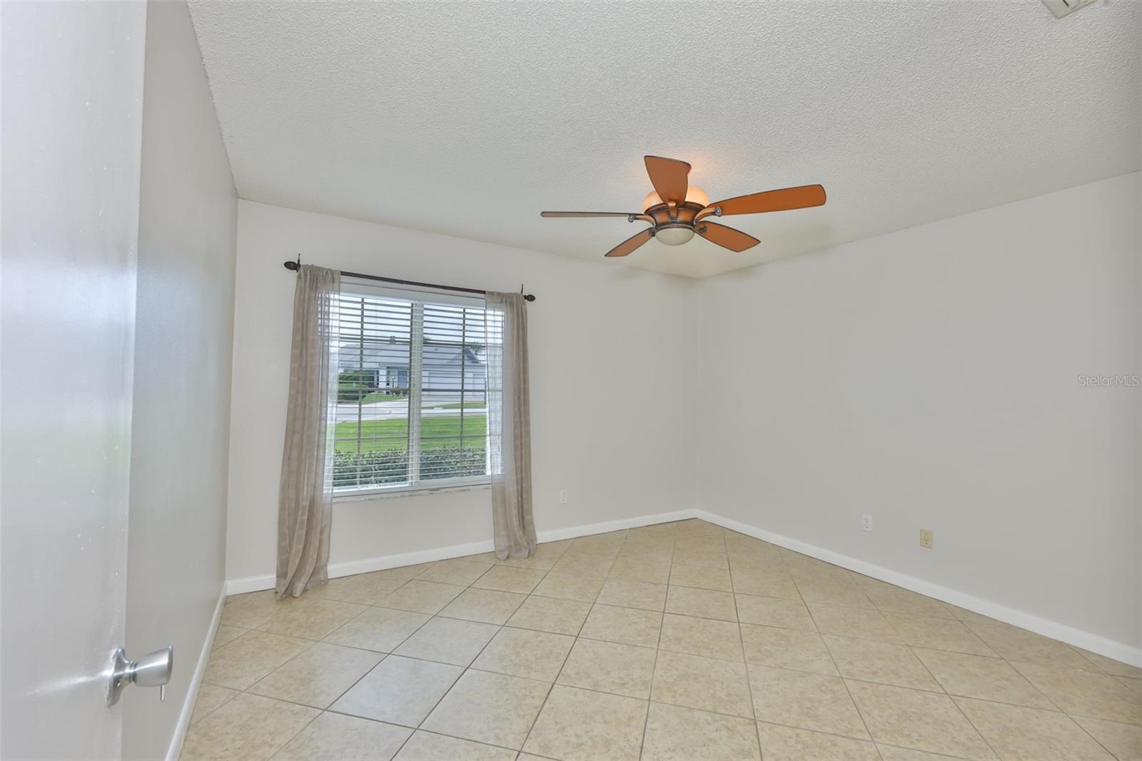 207 ISLIP WAY, SUN CITY CENTER, FL, 33573