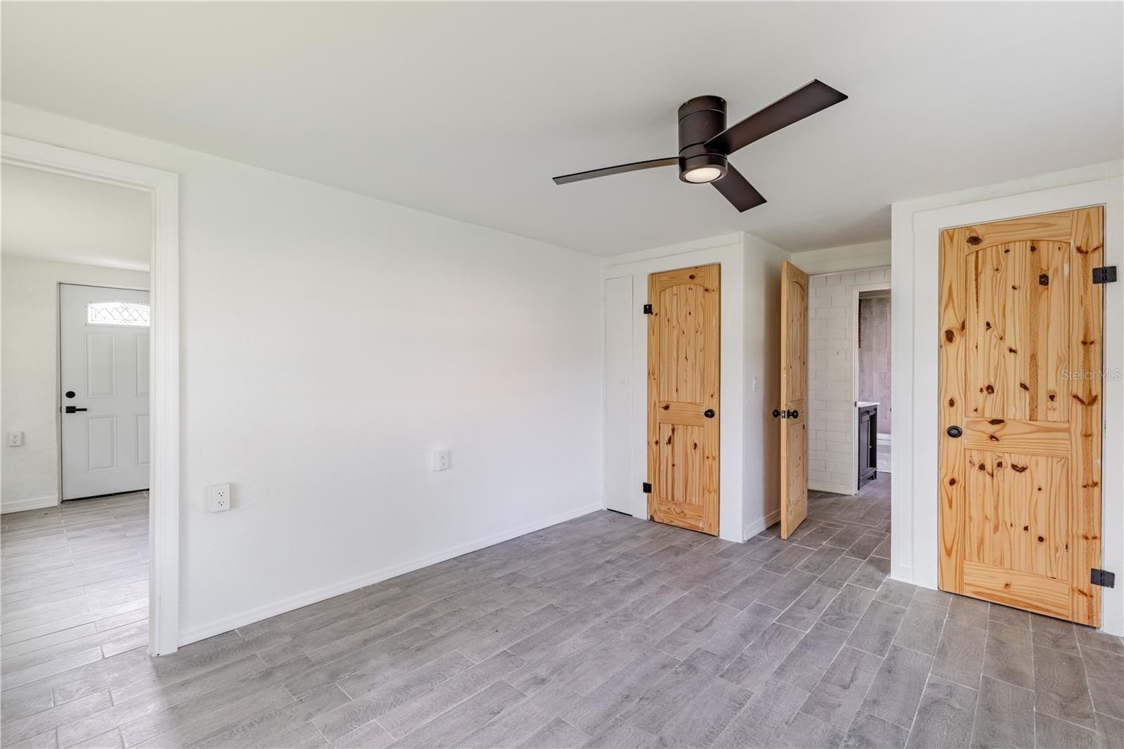 7020 SCOTT AVE, MOUNT DORA, FL, 32757