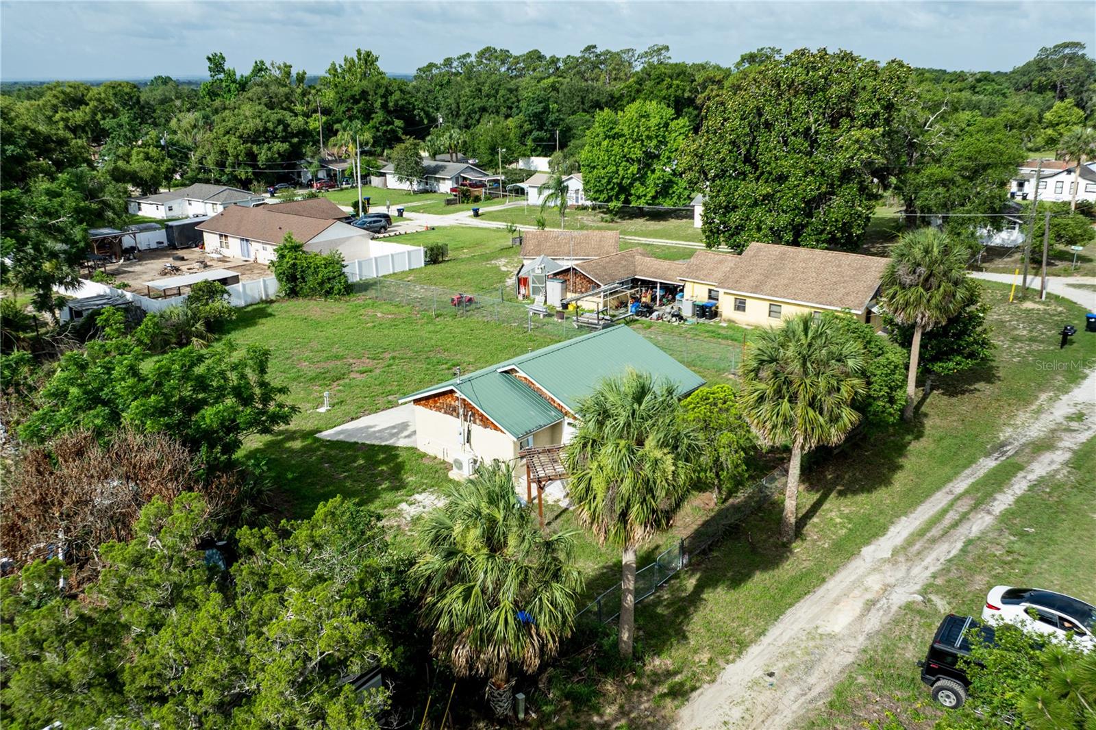 7020 SCOTT AVE, MOUNT DORA, FL, 32757