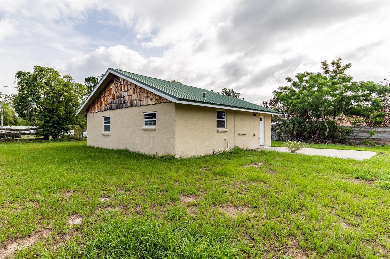 7020 SCOTT AVE, MOUNT DORA, FL, 32757